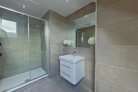Bedroom 2 En Suite