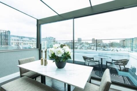 Dining Area 1