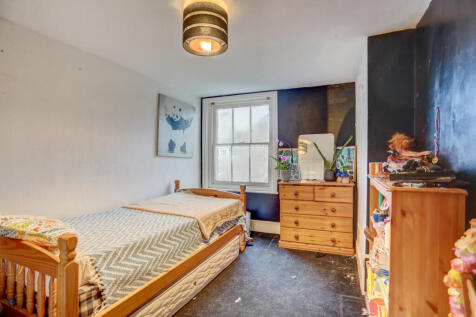 bedroom2