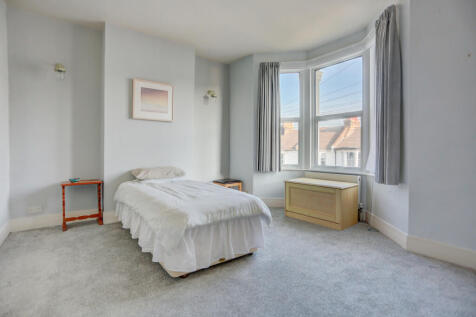 bedroom2