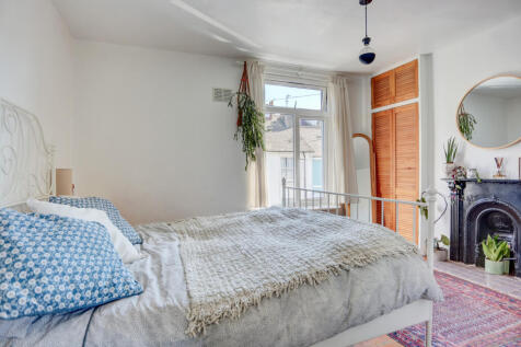 bedroom2
