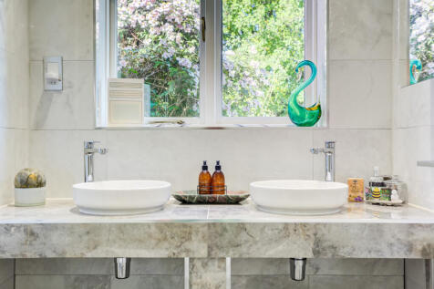bathroomsink