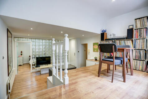 livingarea10