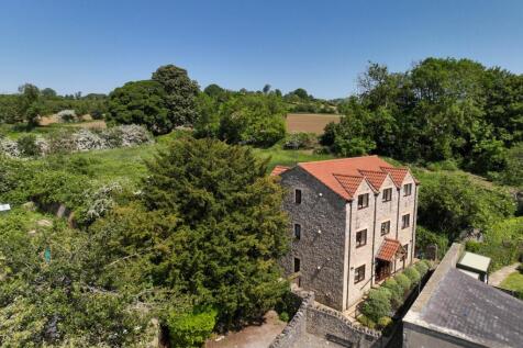 Property Image 11