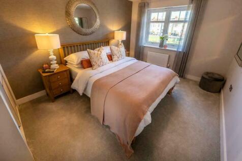 4 bed showhome