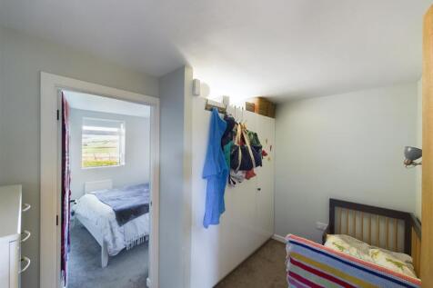 Wardrobe/storage