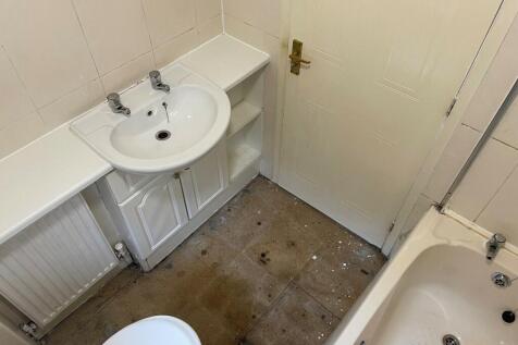 Bathroom aspect 2. 