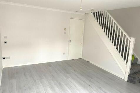 Lounge 4.7m x 4.4m