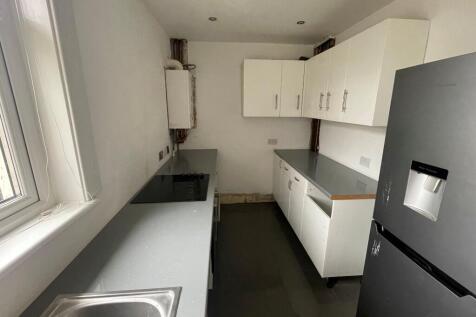 Kitchen 3.6m x 2.1m
