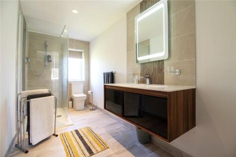 Master En-Suite