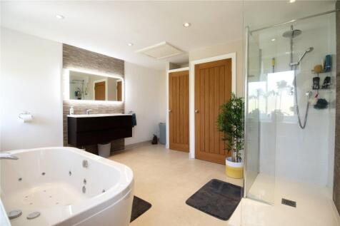 Main Family Bathroom