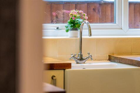 home-810.jpg