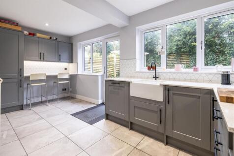 Kitchen / Breakfast Room