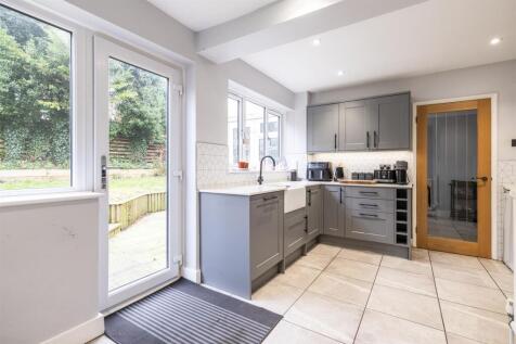 Kitchen / Breakfast Room