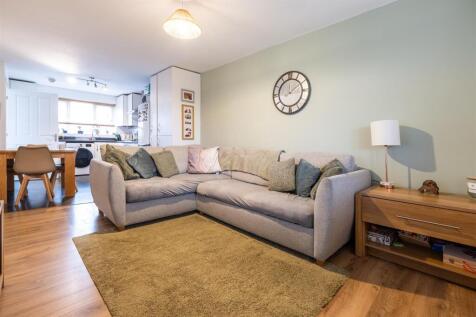 Living Room.jpg