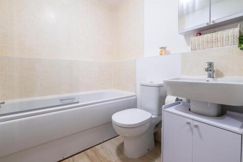 Bathroom.jpg
