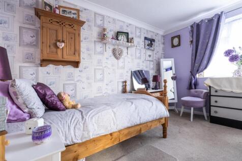 Bedroom2.jpg