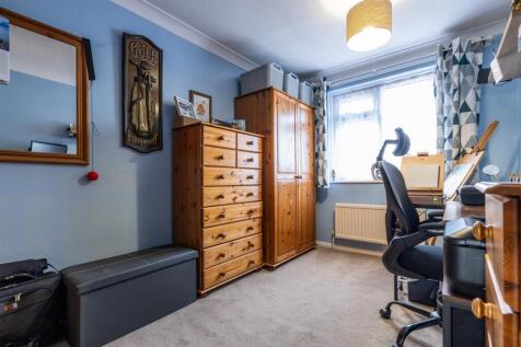 Bedroom3.jpg