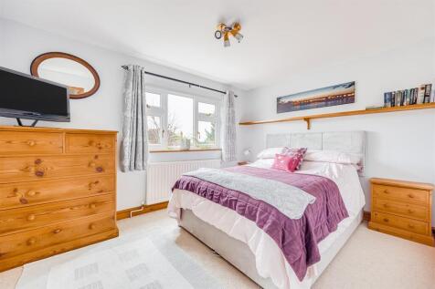 Bedroom 3 .jpg