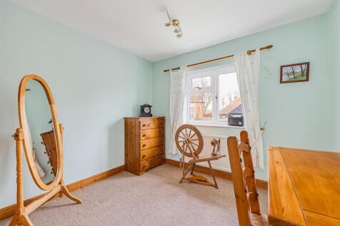 Bedroom 4 .jpg