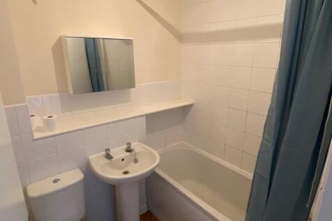 Bathroom.jpg