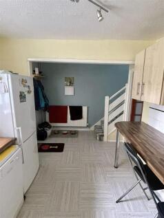kitchen 2.jpg