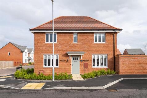 FRONT OF HOUSES 2 .jpg