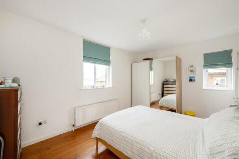Sunnymead Road Hi-11.jpg
