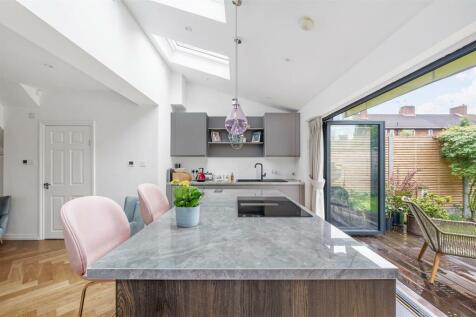 Dover House Road Hi-12.jpg