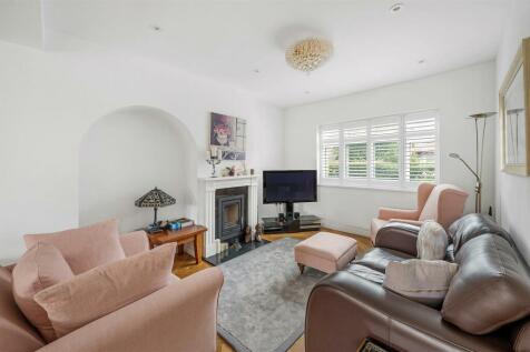 Dover House Road Hi-5.jpg
