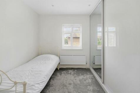 Dover House Road Hi-23.jpg