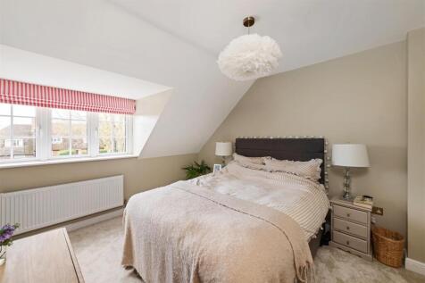 Dover House Road Hi-11.jpg