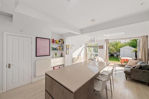 Dover House Road Hi-3.jpg
