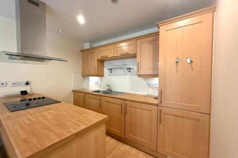 Open plan - lounge kitchen