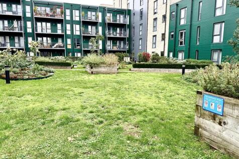 ced9b117-dabb-4b55-a24e-205931f73e8a