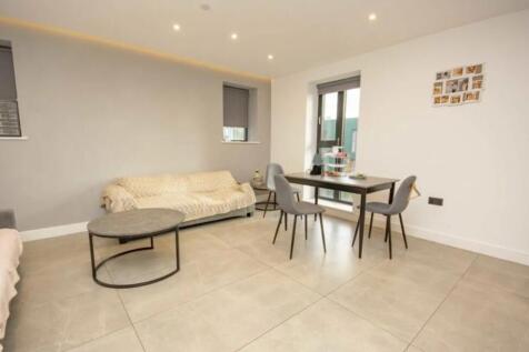 Screenshot_5-11-2025_94126_www.zoopla.co.uk