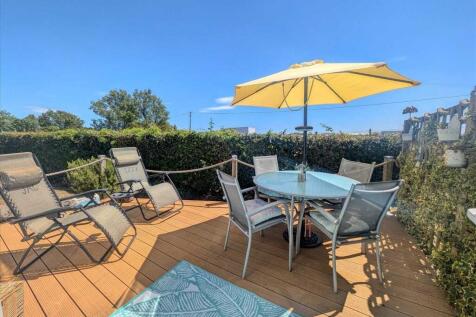 Front Decking