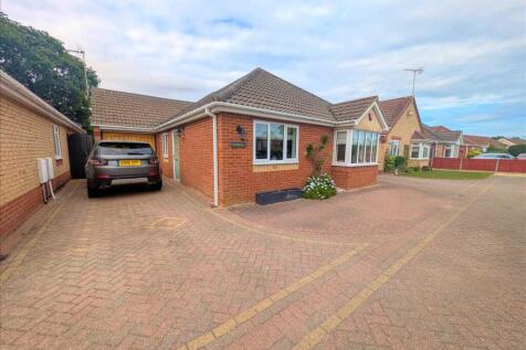 Front / Driveway