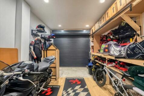 Integral Garage