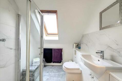 En Suite - Bedroom 1