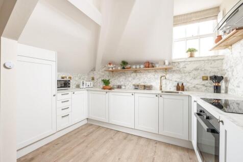emma_place_top_floor