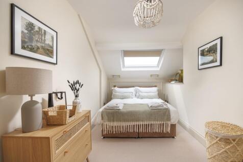 emma_place_top_floor
