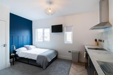 Room 6-1.jpg