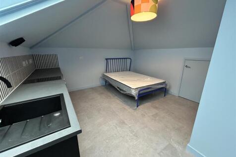 5 Surrey St - EICR.jpg