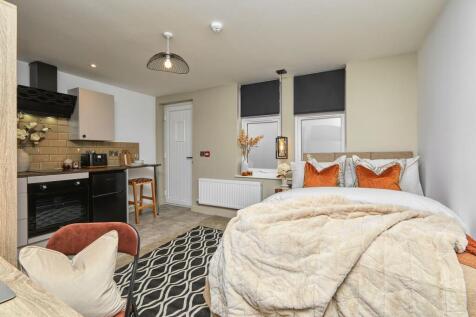 WhatsApp Image 2024-10-24 at 22.28.37.jpeg