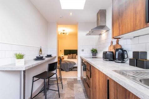 21 castle rd low-res-19.jpg