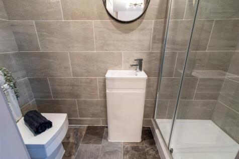 21 castle rd low-res-6.jpg