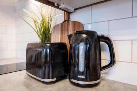 21 castle rd low-res-9.jpg