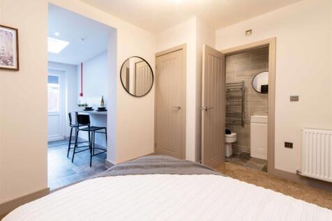 21 castle rd low-res-16.jpg