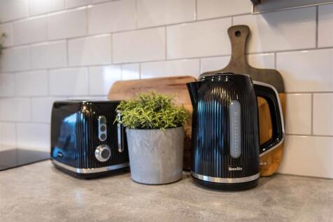 21 castle rd low-res-45.jpg